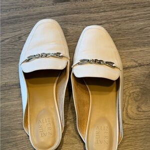Naturalizer Women's Beige Loafers with Gold Accent